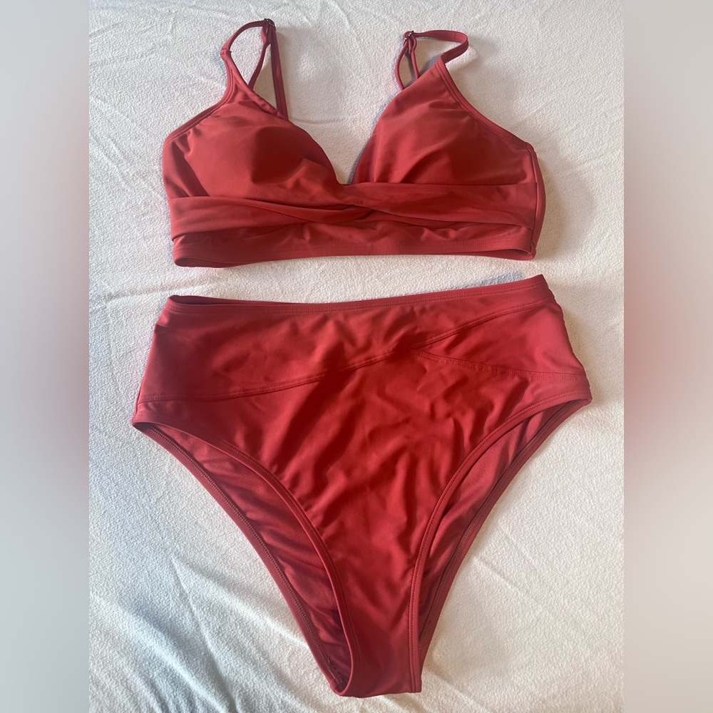 Orange Women’s Swim Set. High waisted bottoms, Unbranded